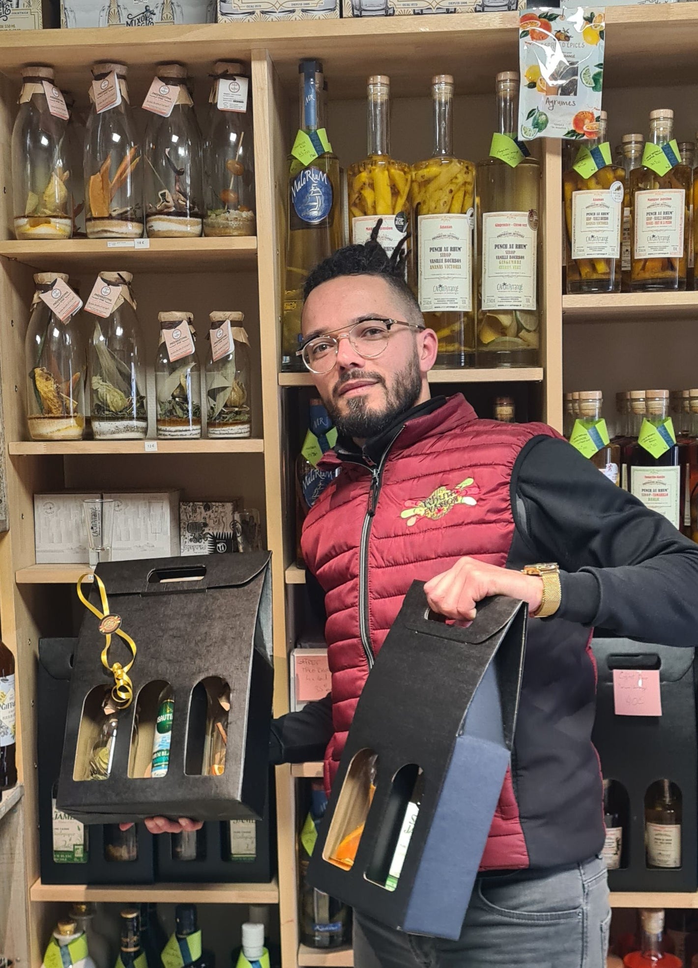 Jeremy_et_les_produits_Delices_Metisses